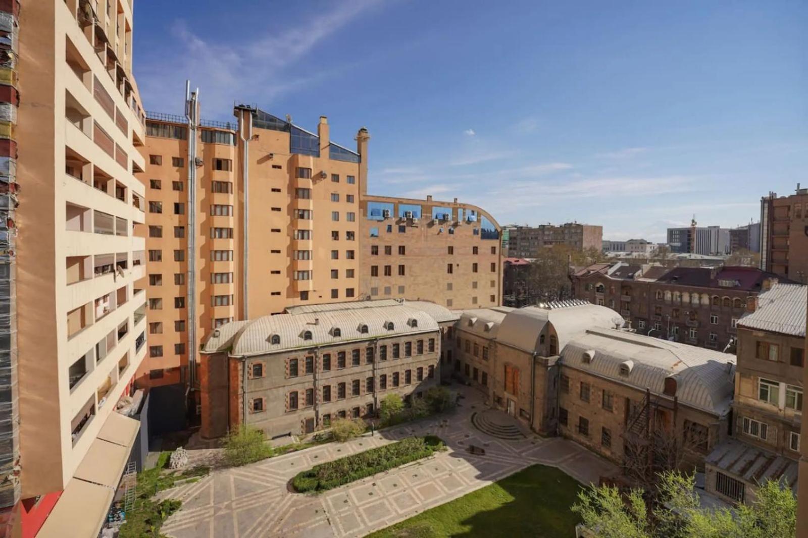 Fantastic Apartments Near Republic Square, Perfect Location, Mystreet Company Erévan Extérieur photo