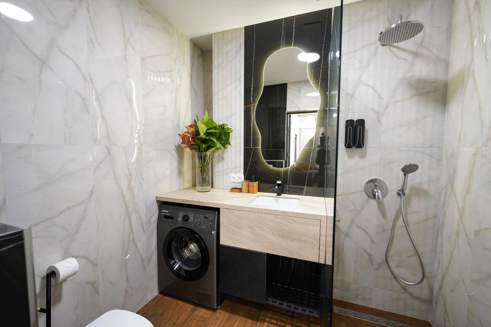 Fantastic Apartments Near Republic Square, Perfect Location, Mystreet Company Erévan Extérieur photo
